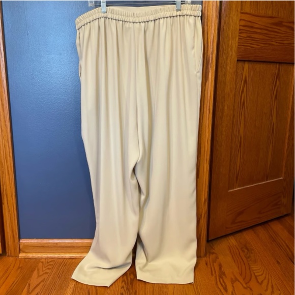 Rena Rowan Pants - Picture 2 of 3